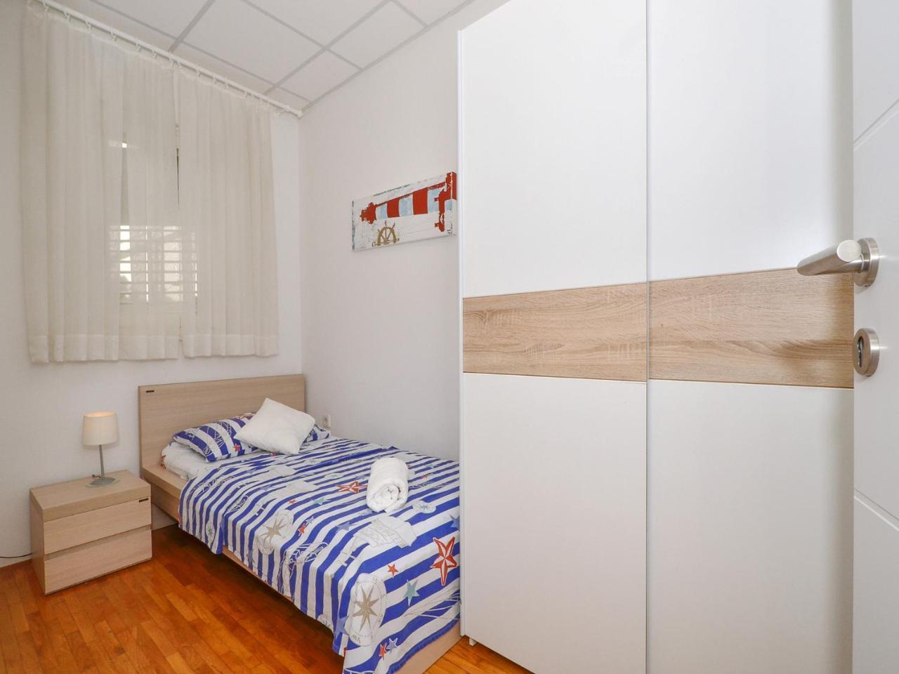 Apartments Nera โปดสตรานา ภายนอก รูปภาพ