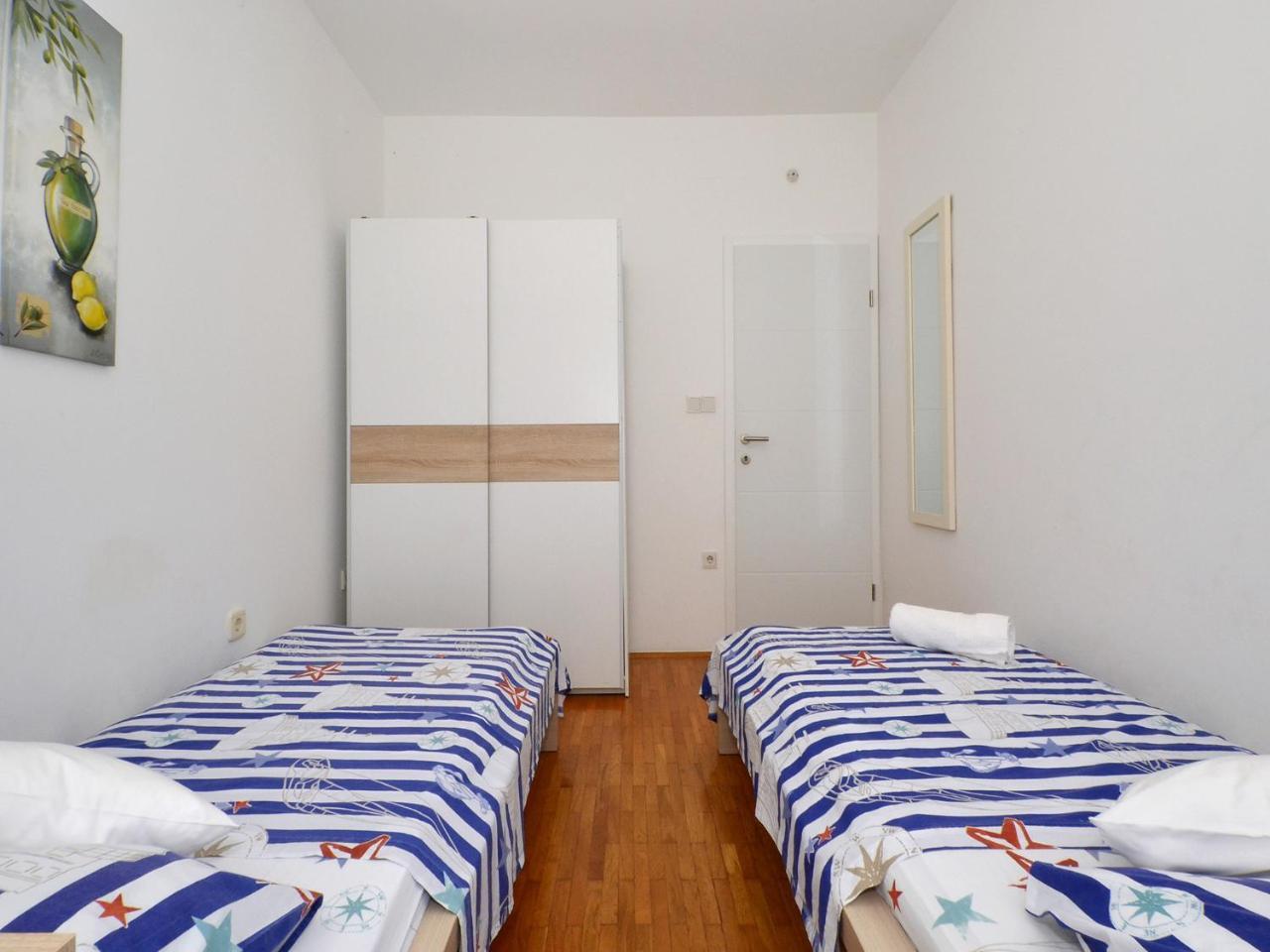 Apartments Nera โปดสตรานา ภายนอก รูปภาพ