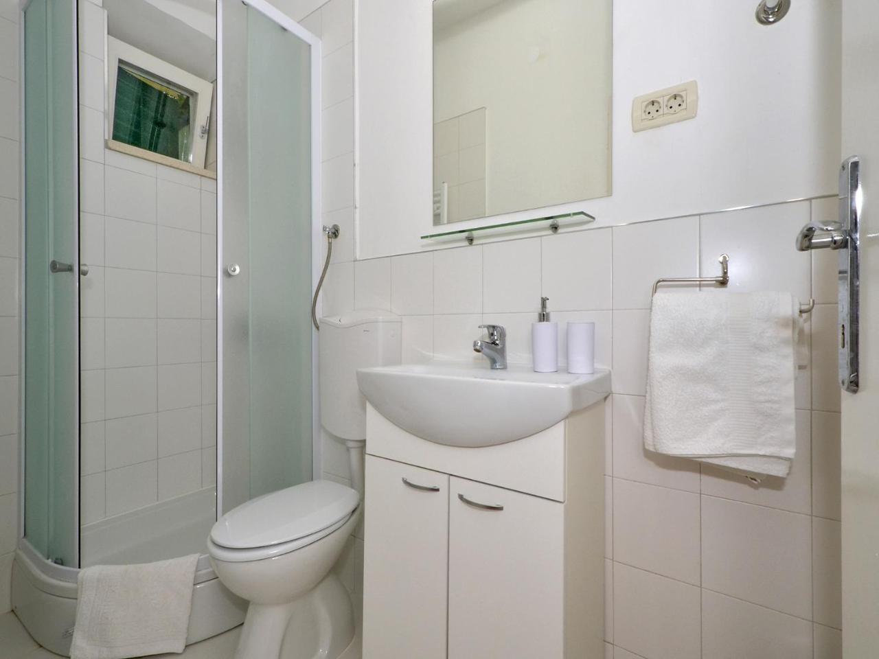 Apartments Nera โปดสตรานา ภายนอก รูปภาพ